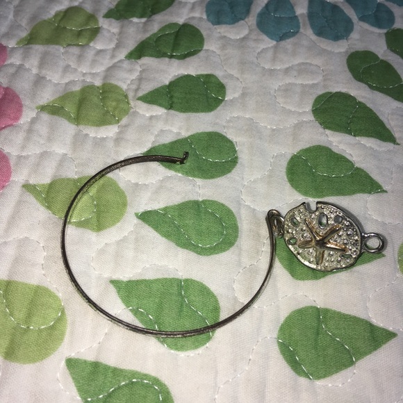 Cute starfish bracelet (free with purchase) - Picture 3 of 3